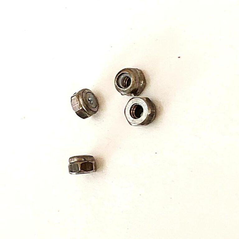 Гайки для Фінгерборда Custom “lock nut system”