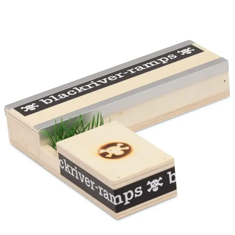 Фігура для фінгербордингу Blackriver Box 7