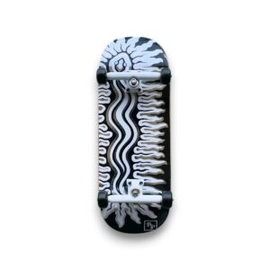 Фінгербод Custom Pro x Papa Power Silver Snake Boxy 34mm